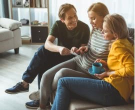 Types of Surrogacy – Compensated vs. Altruistic