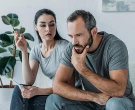 WHAT IS IVF TREATMENT?